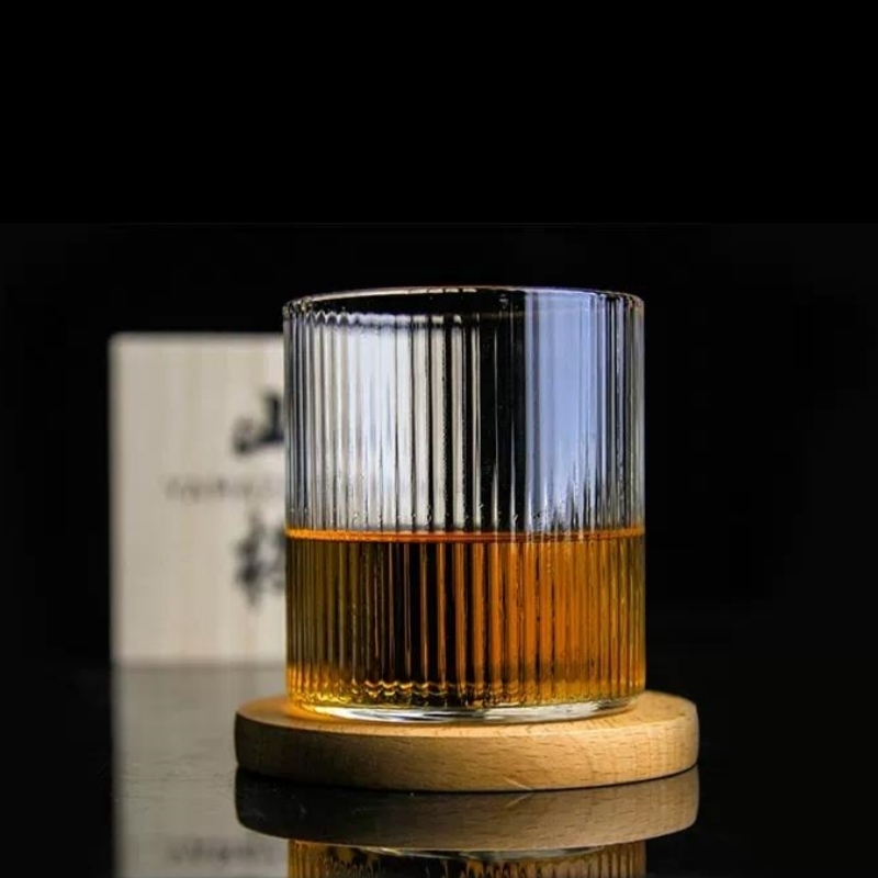 Japanisches Design-Design, gew – Wine Vodka Beer Bewertung und Preis
